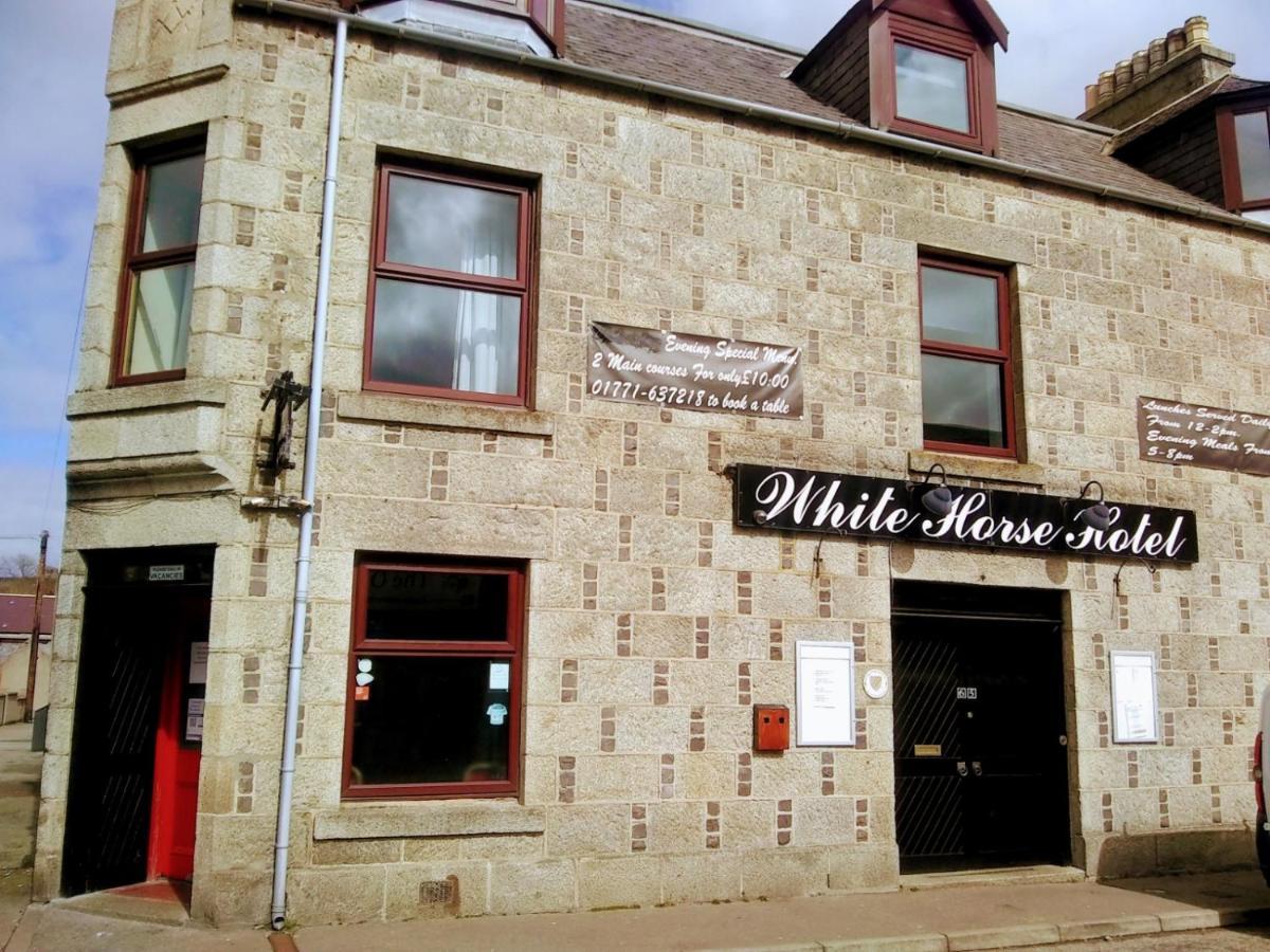 White Horse Hotel Strichen 外观 照片