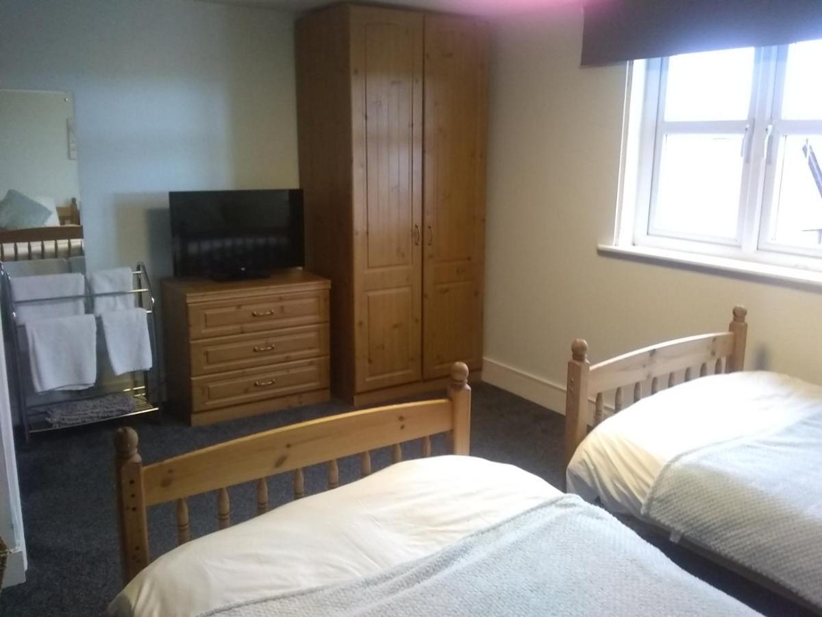 White Horse Hotel Strichen 外观 照片